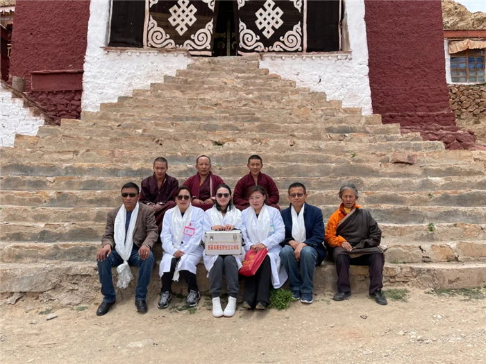 一千余年的寺院，第一次迎來了阜康醫(yī)院義診組——2021阜康義診日志⑨