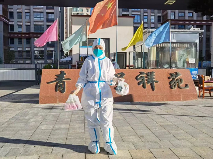“疫”路天使　最美阜康人——“孤勇者”奔波拉薩街頭送藥，以另一種方式抗疫