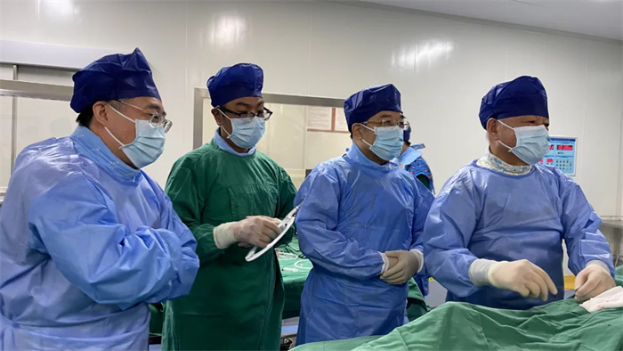 第三屆“西藏人人健康”義診活動助患者戰(zhàn)勝先心病